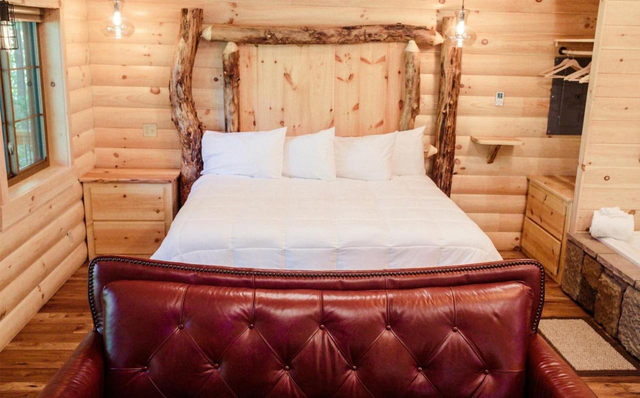 Cricket Hill Treehouse By Amish Country Lodging Millersburg Dış mekan fotoğraf