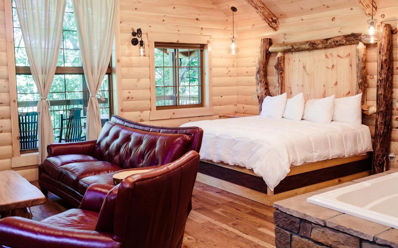 Cricket Hill Treehouse By Amish Country Lodging Millersburg Dış mekan fotoğraf